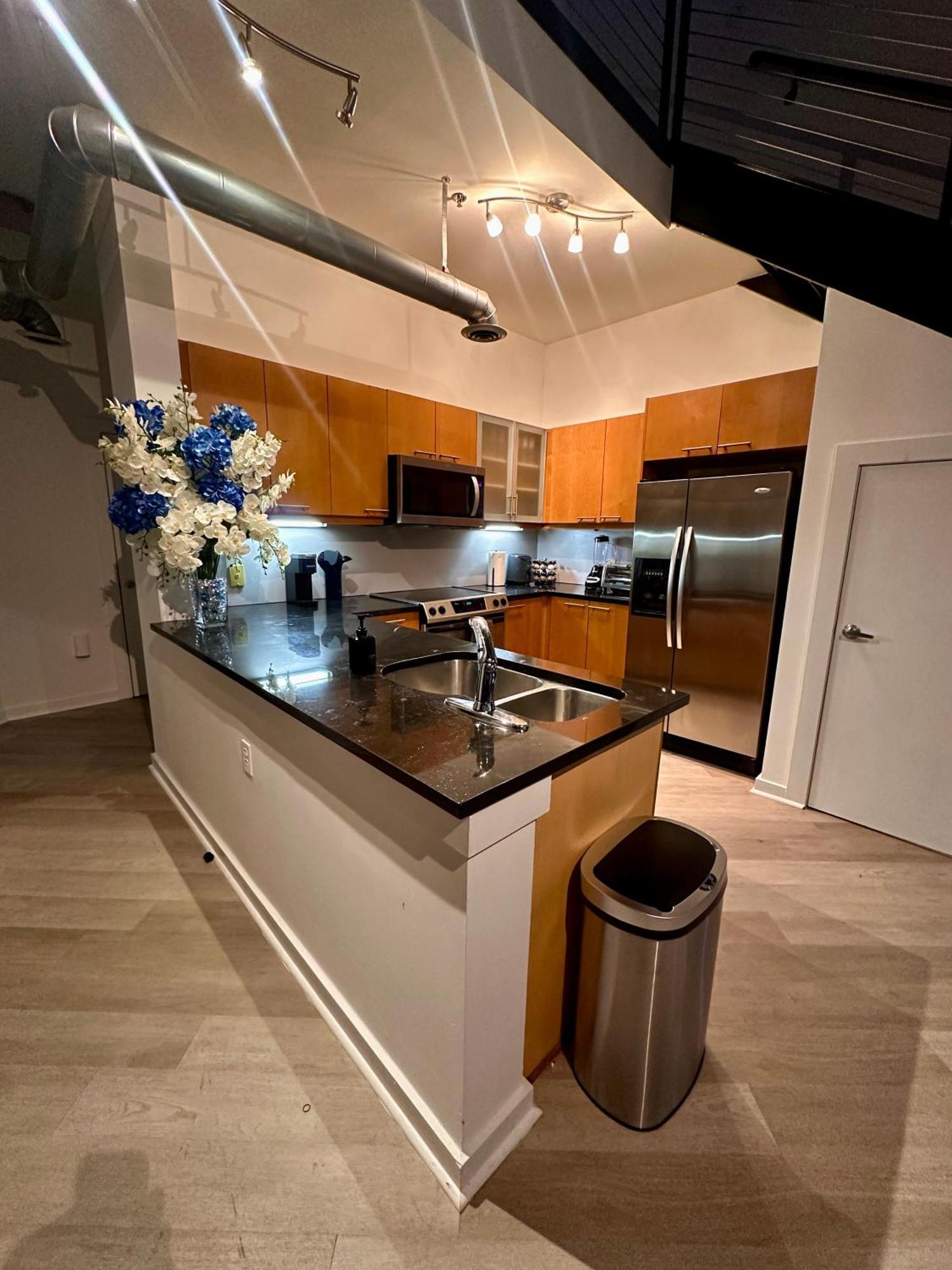 Grand 3Br Loft In Atlantic Station Lägenhet Atlanta Exteriör bild